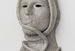 Jan S. Hansen / Mask (Rhizome), 2021, 18 x 35 cm, glaseret stentøj (foto: Kunsthal NORD)